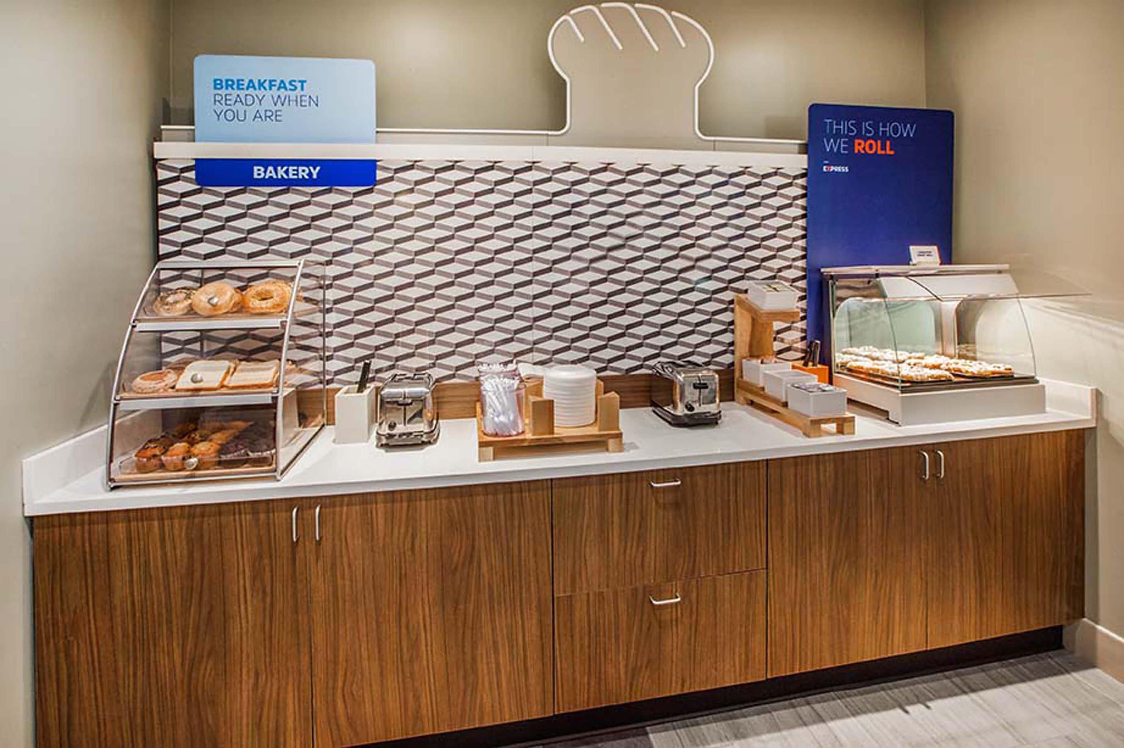 Holiday Inn Express & Suites Columbus - Polaris, An Ihg Hotel Exteriör bild