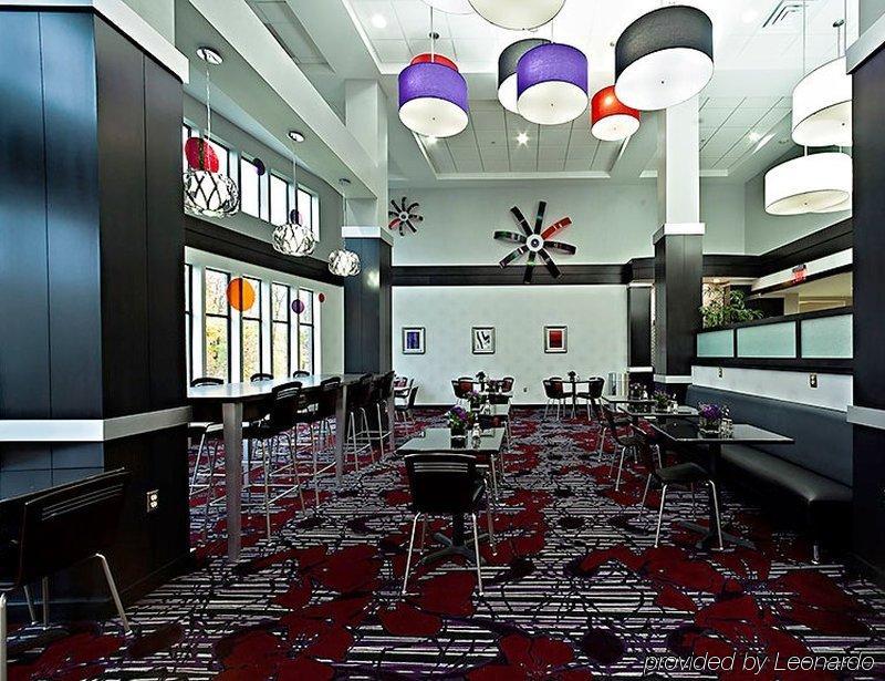 Holiday Inn Express & Suites Columbus - Polaris, An Ihg Hotel Restaurang bild